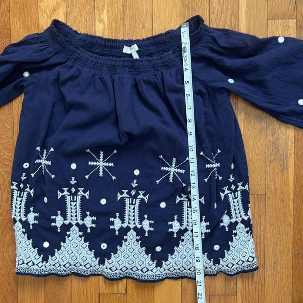 Joie Kistine 100% Cotton Navy Blue & White Embroidered Blouse Peasant Top XS - Picture 13 of 14